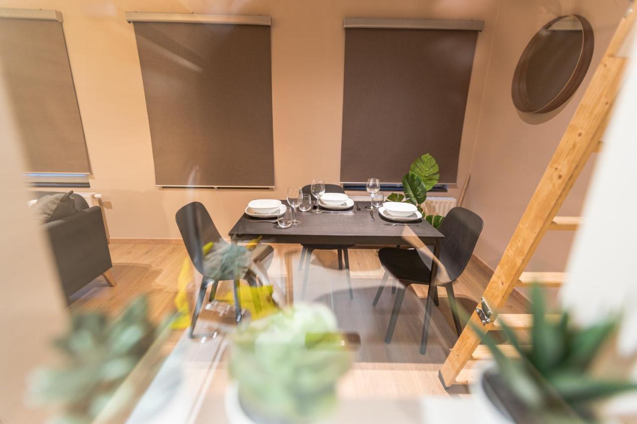 Golden Dove Luxury Aparts Appartement *