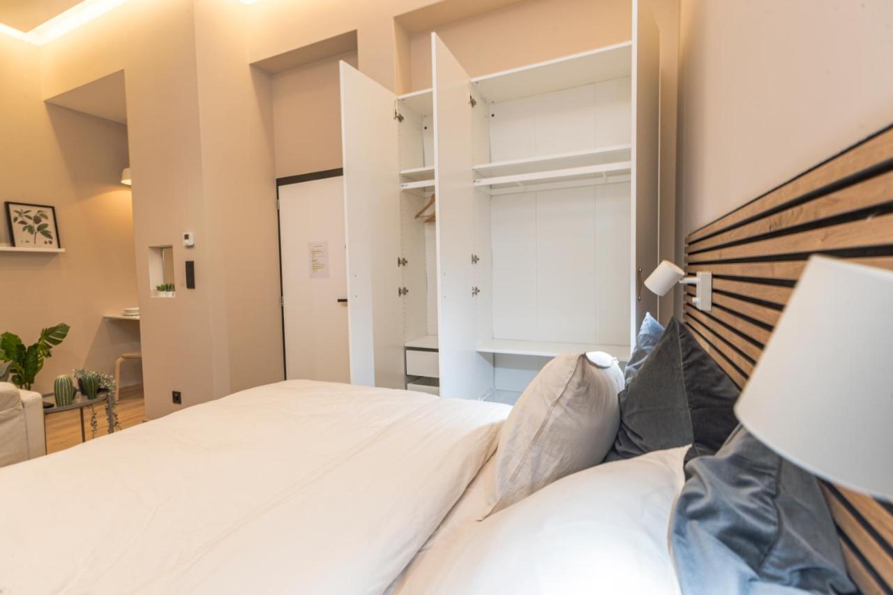 Golden Dove Luxury Aparts Appartement *